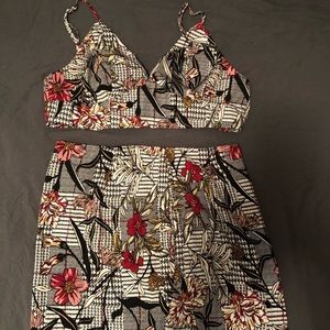 Fashion Nova set skirt and tope size M